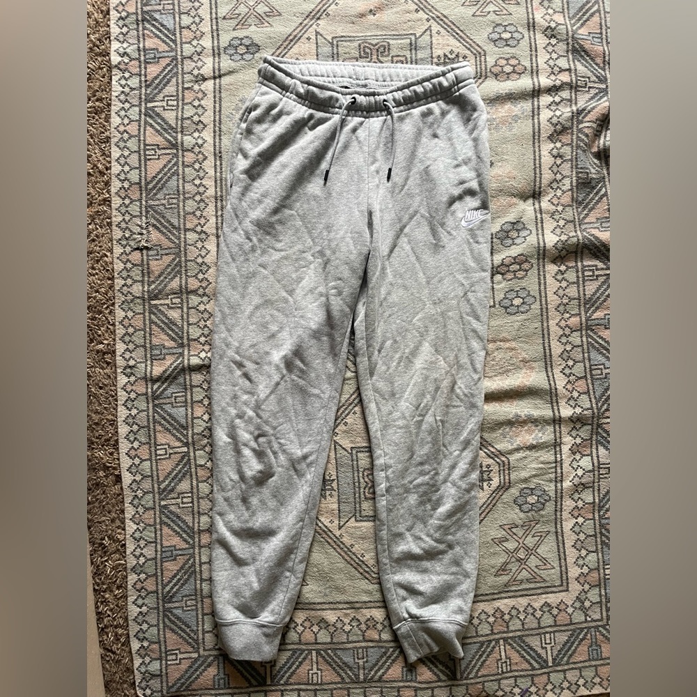 Nike joggers